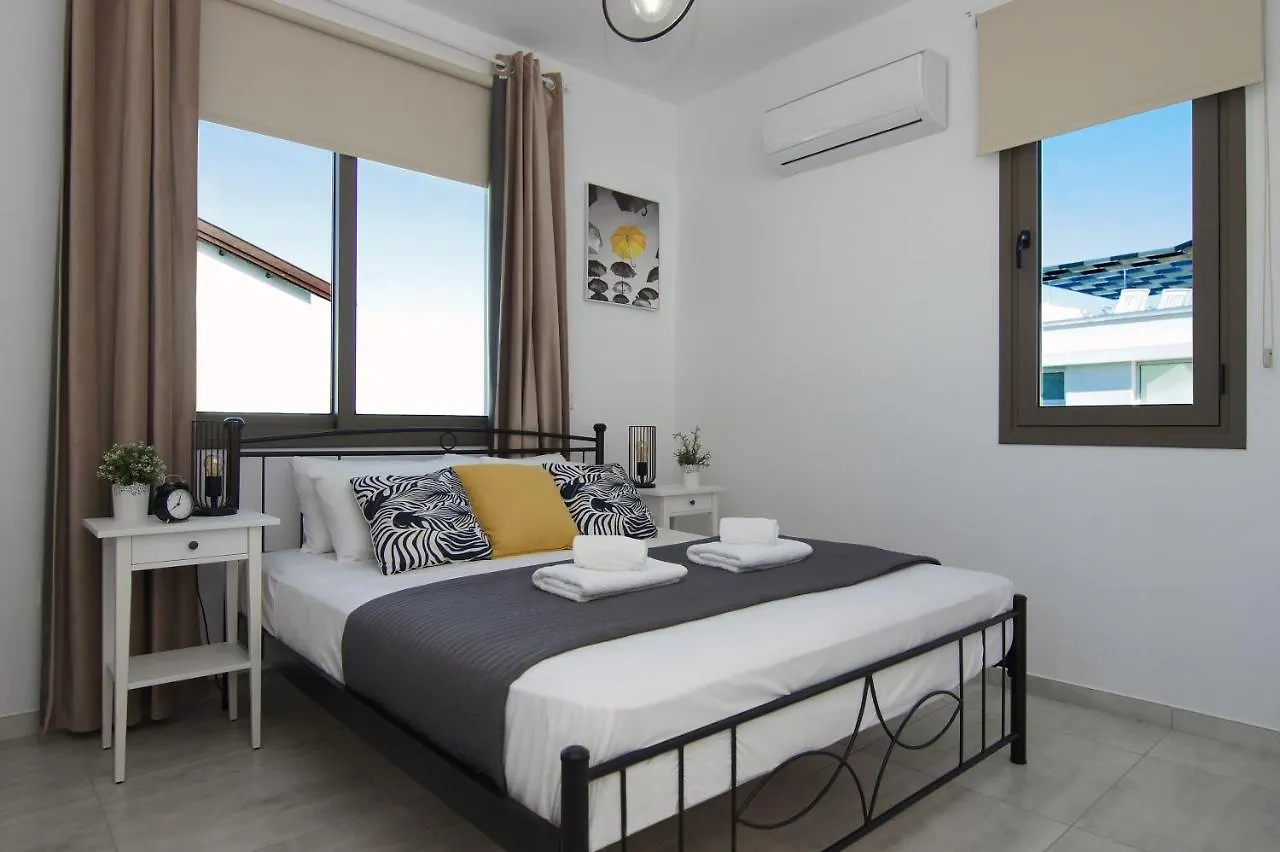 Villa Levandini Protaras Ferienhaus