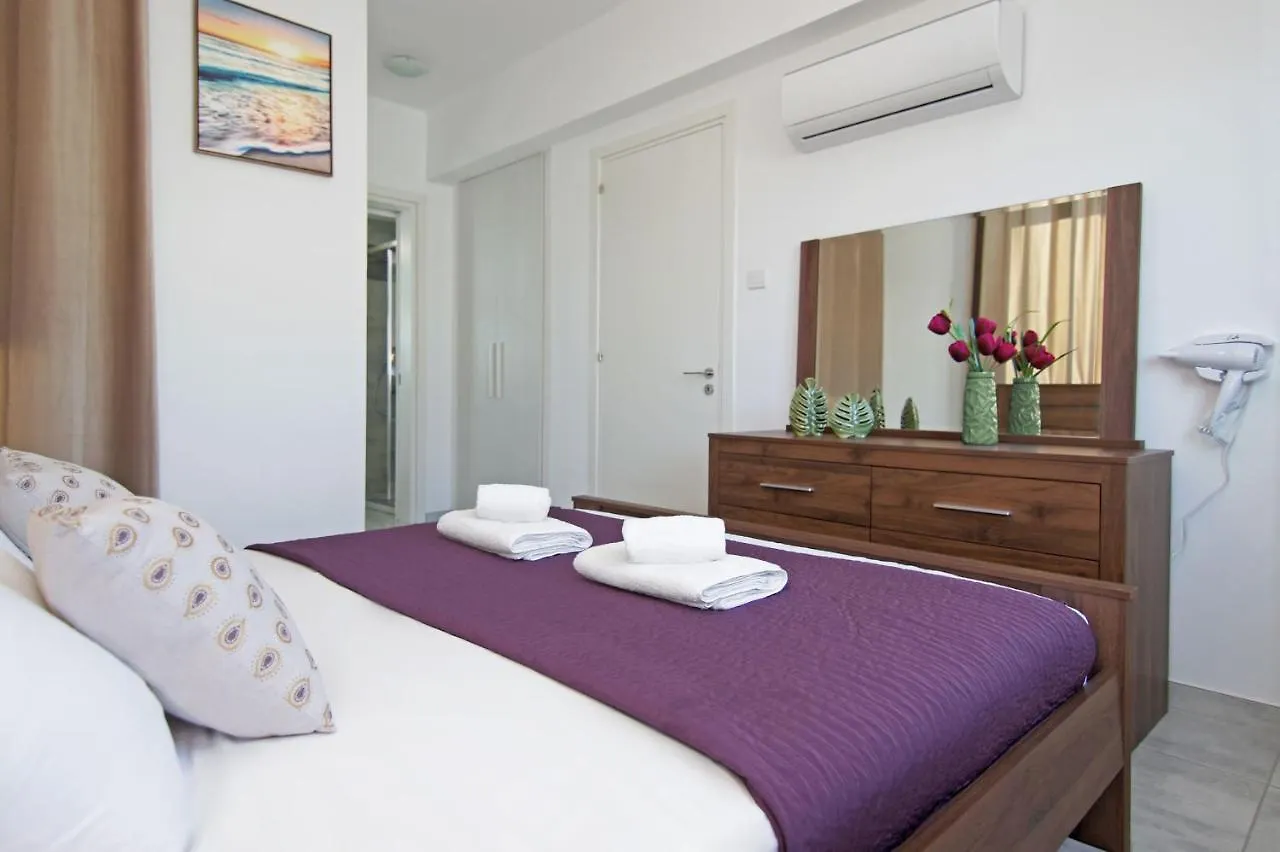 Semesterbostad Villa Levandini Protaras Cypern